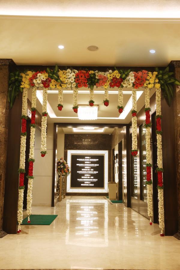 היידראבד Hotel Shubham Palace מראה חיצוני תמונה